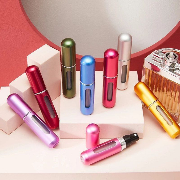 محفظه نگهدارنده عطر مسافرتی با اتومایزر چند بار شارژ خودکار 5 میل
