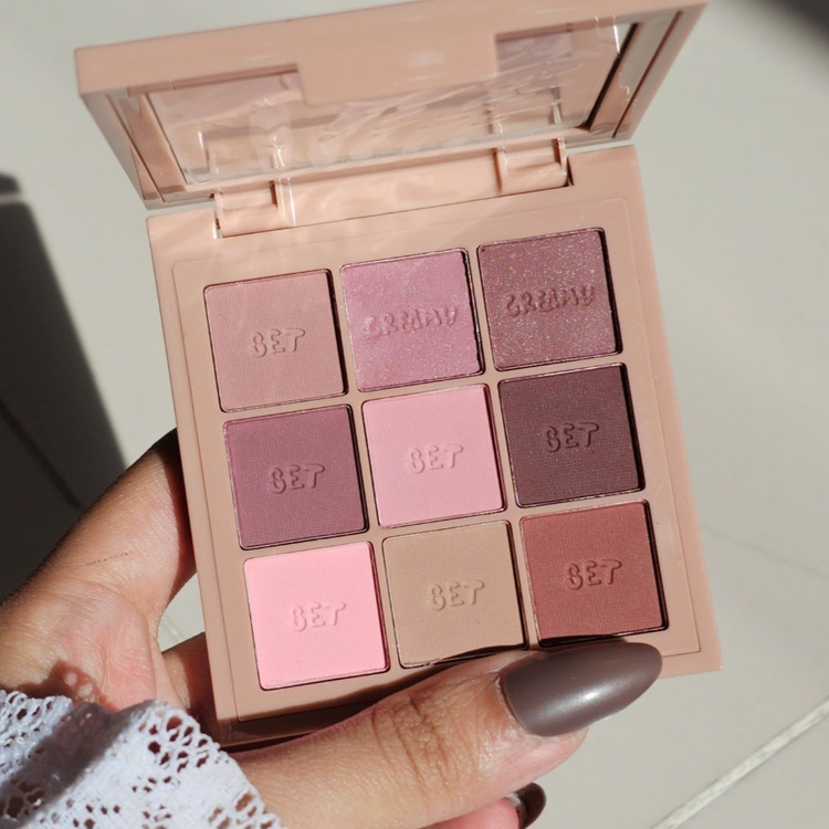 پالت سایه Creamy هدی موجی آینه دار