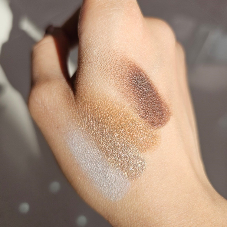 پالت سایه Creamy هدی موجی آینه دار